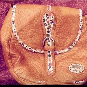 Tan Roxy crossbody purse